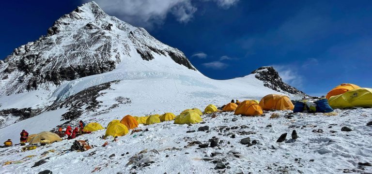 Hélène Drouin, ascension de l'Everest